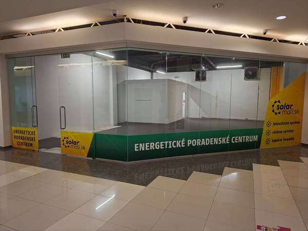 Obchodný priestor v OC IDEA, prízemie – 104 m2, Nad jazerom.